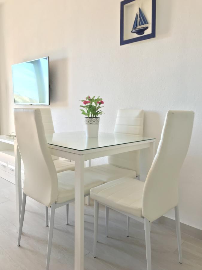 Estudios Y Apartamentos Benal Beach 베날마데나코스타 외부 사진